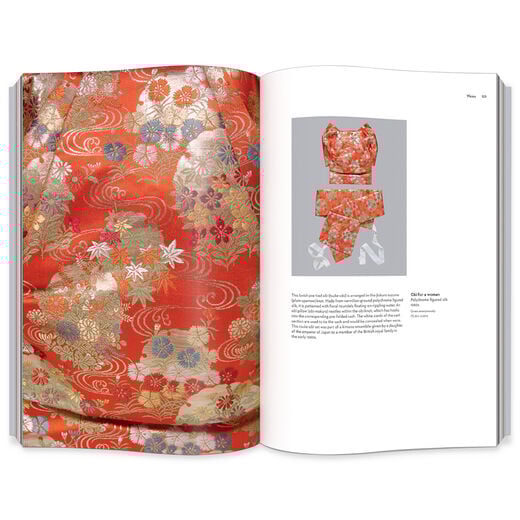 Japanese Dress in Detail