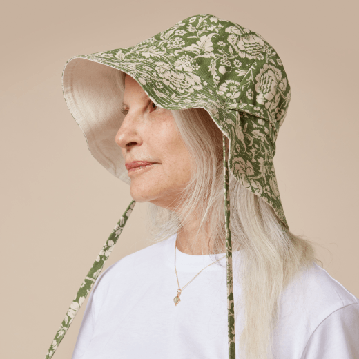 Green floral bucket hat